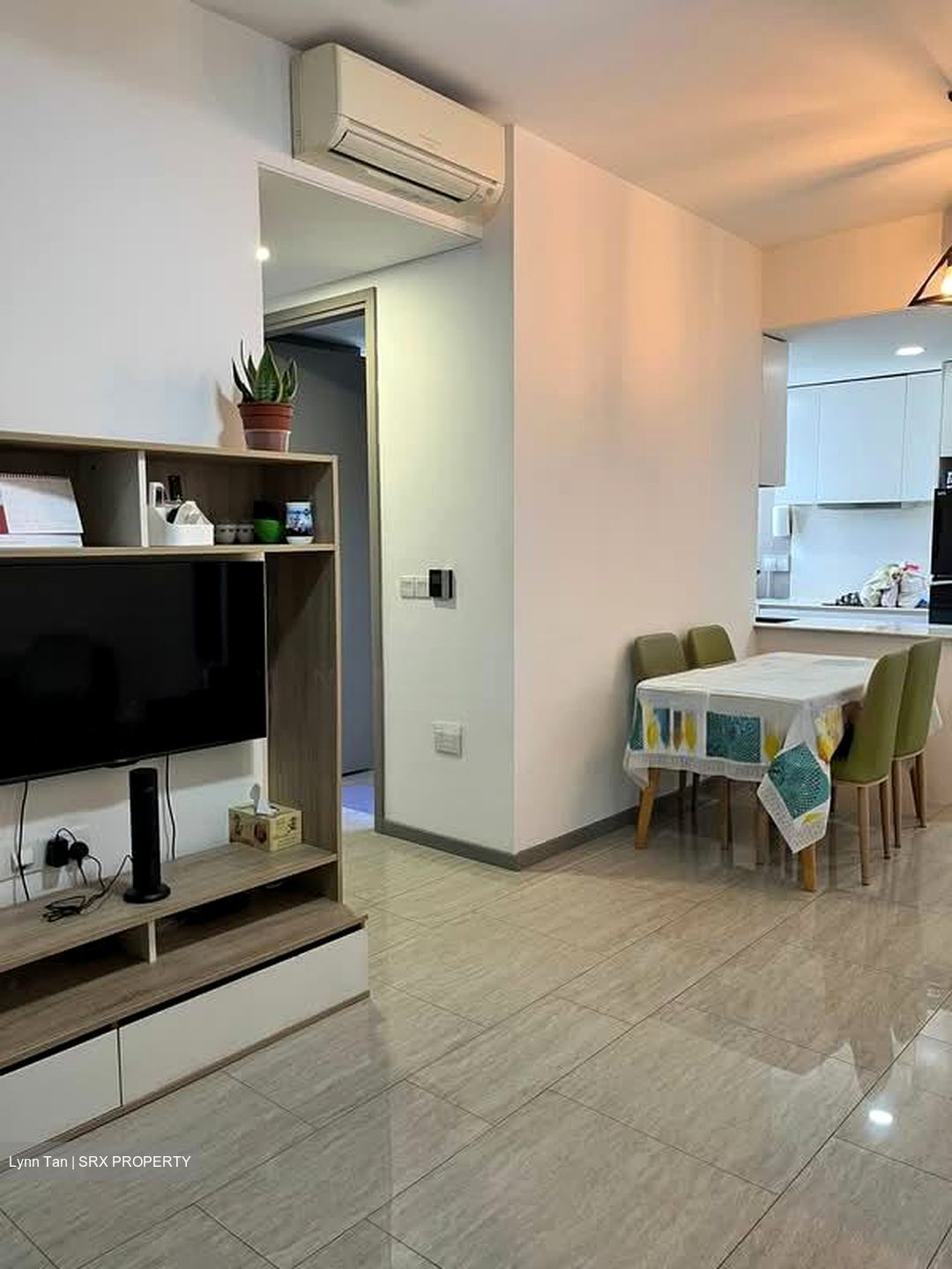 Stratum (D18), Condominium #559689281